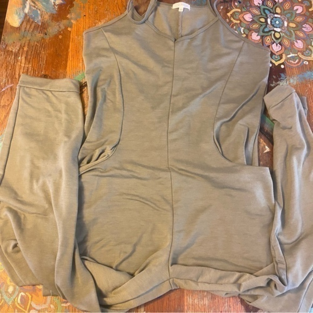 Really Cute Ultra Flirt Size Large Jumpsuit